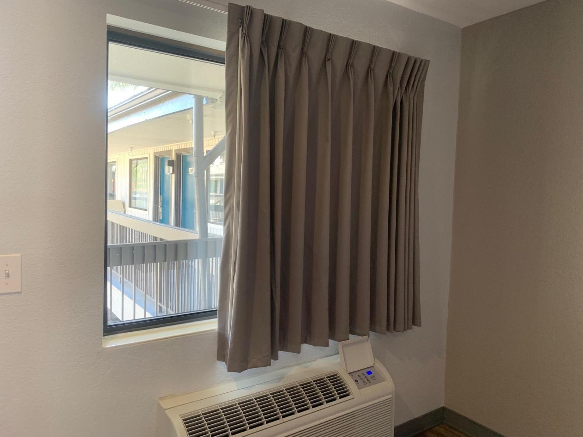 2 Queen Beds Suite Non-Smoking